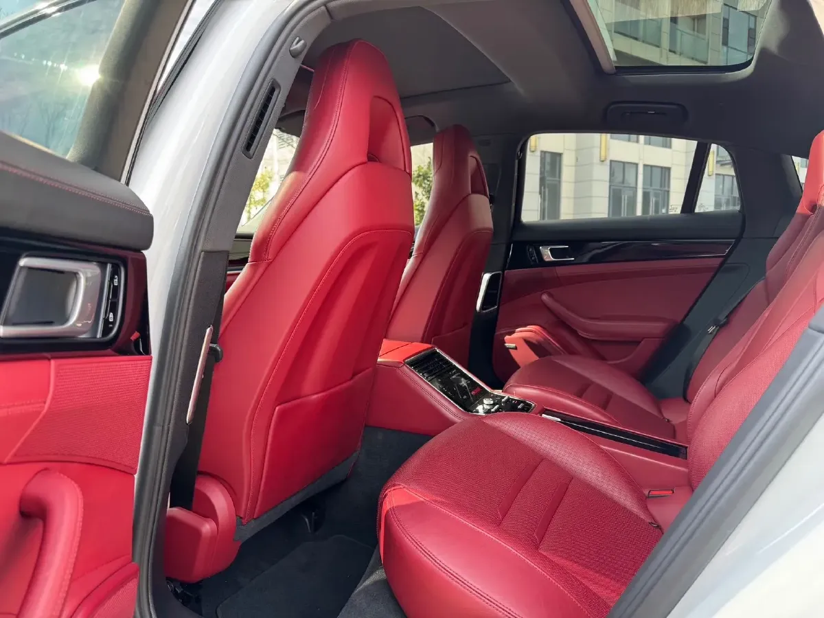 2021 Porsche Panamera 2.9T 330HP V6 8DCT,autocango,china used car exporter,china ev exporter,chinese used car exporter,chinese used ev exporter