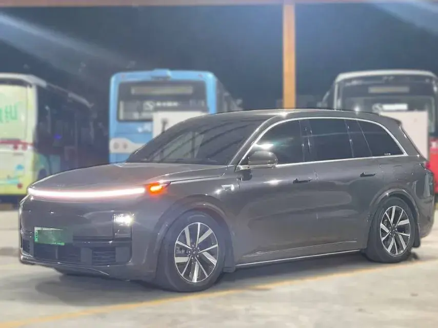 2023 Li L8 Range Extended 154HP REEV 40.9KWH