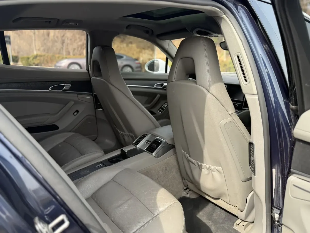 2010 Cadillac CTS 3.6L 311HP V6 6AT,autocango,china used car exporter,china ev exporter,chinese used car exporter,chinese used ev exporter