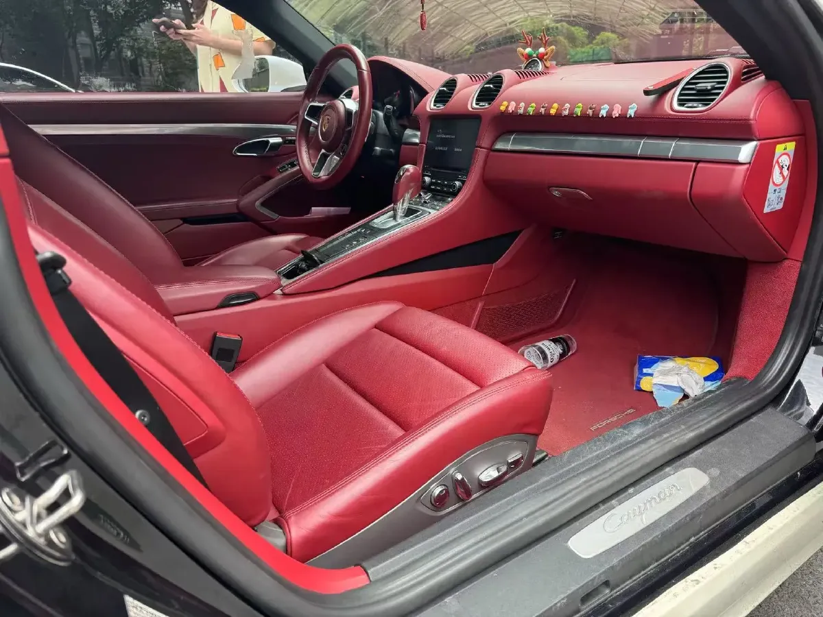 2018 Porsche 718 2.0T 250HP H4 7DCT,autocango,china used car exporter,china ev exporter,chinese used car exporter,chinese used ev exporter