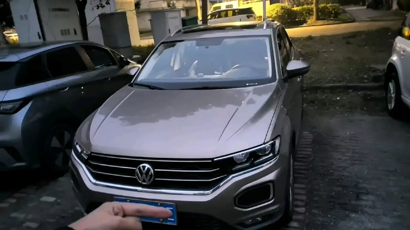 2020 Volkswagen T-Roc 1.4T 131HP L4 7DCT