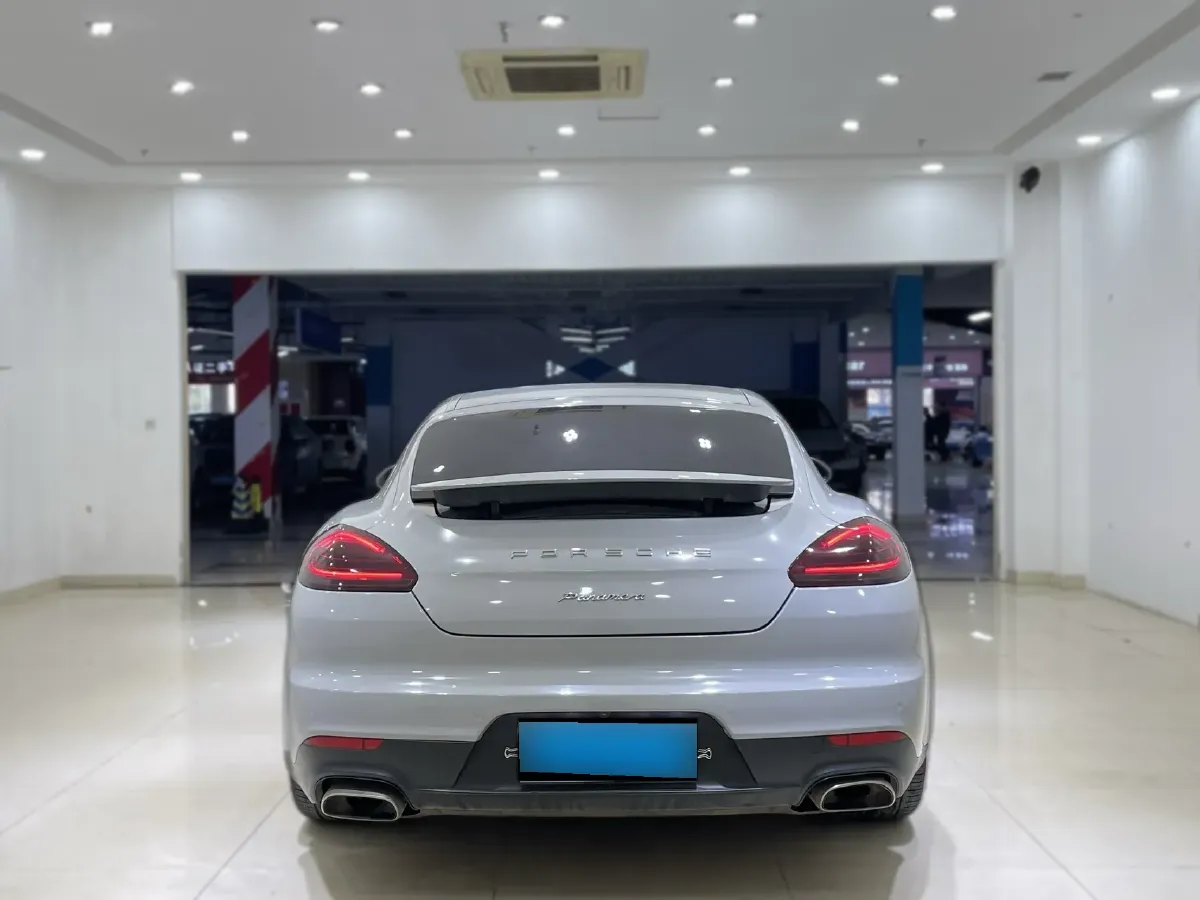 2014 Porsche Panamera 3.0T 320HP V6 7DCT,autocango,china used car exporter,china ev exporter,chinese used car exporter,chinese used ev exporter