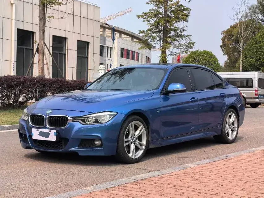 2017 BMW 3 Series 2.0T 184HP L4 8AT