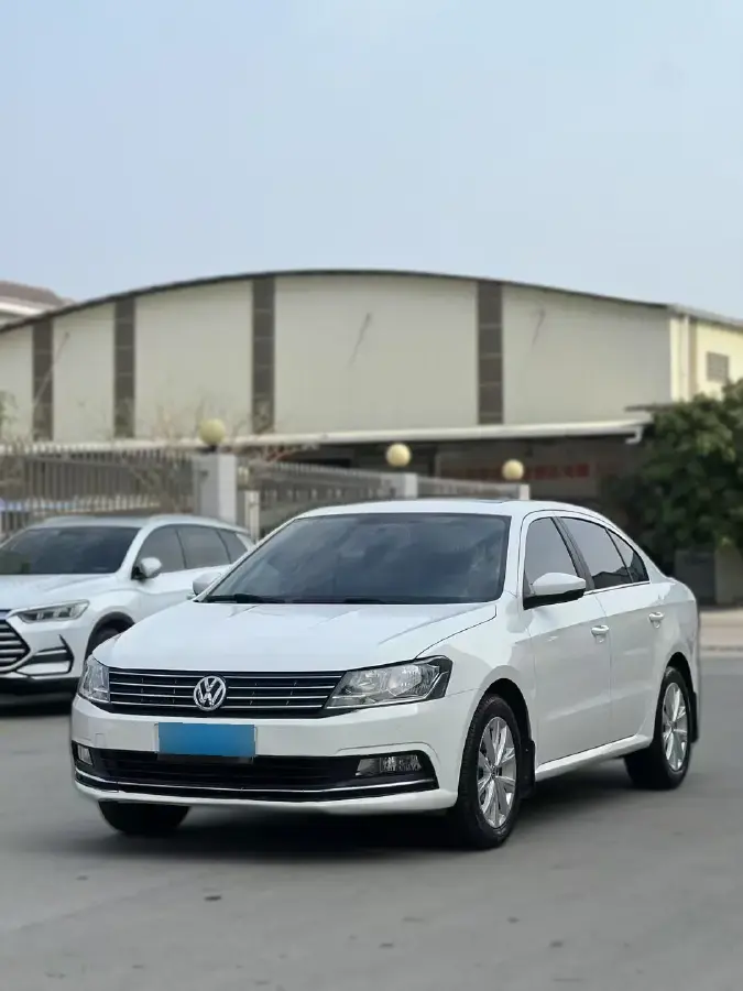 2015 Volkswagen Lavida 1.4T 131HP L4 5MT