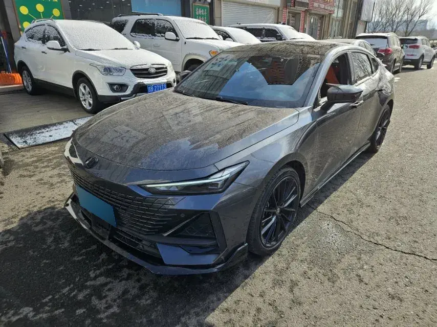 2023 ChangAn UNI-V 1.5T 188HP L4 7DCT