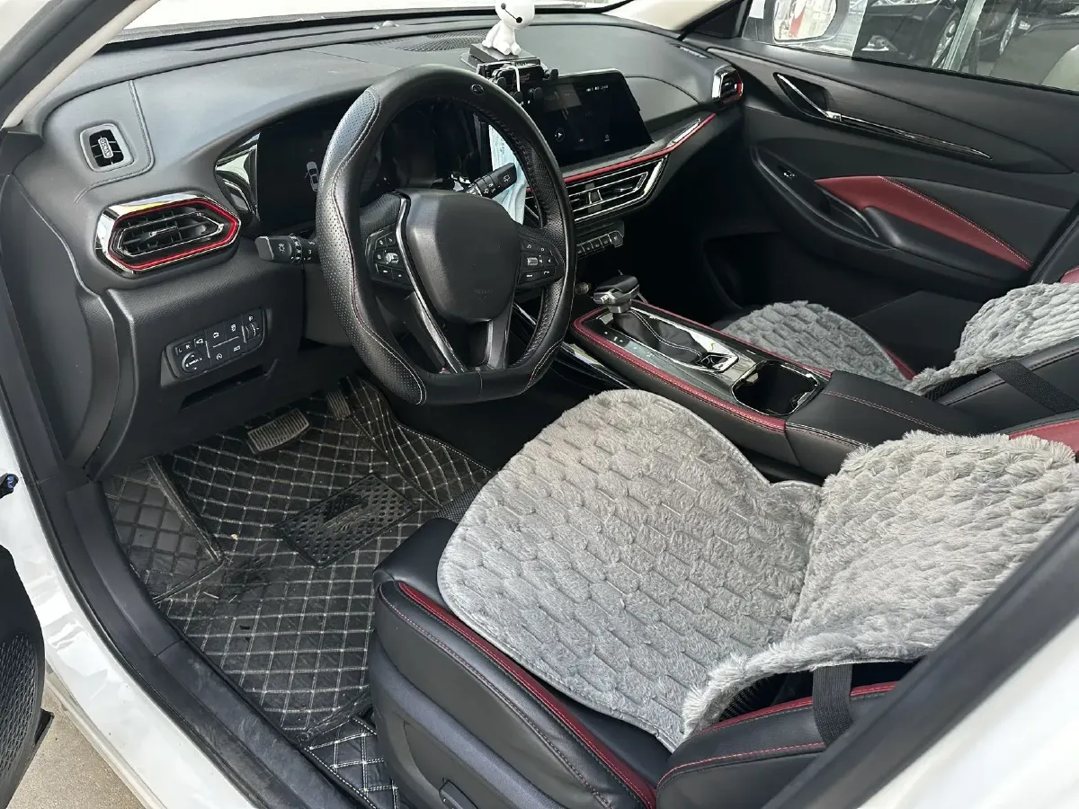 2021 ChangAn Oshan X5 1.5T 180HP L4 7DCT,autocango,china used car exporter,china ev exporter,chinese used car exporter,chinese used ev exporter