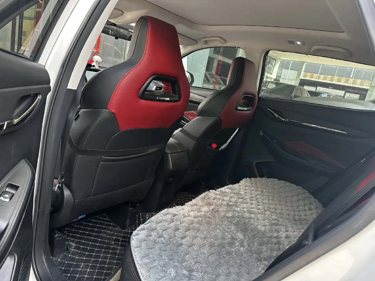 2021 ChangAn Oshan X5 1.5T 180HP L4 7DCT,autocango,china used car exporter,china ev exporter,chinese used car exporter,chinese used ev exporter