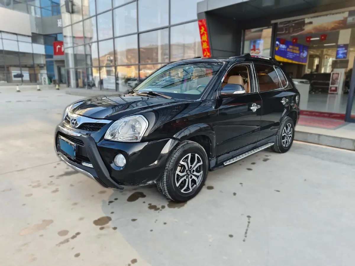 2013 Hyundai Tucson 2.0L 141HP L4 5MT