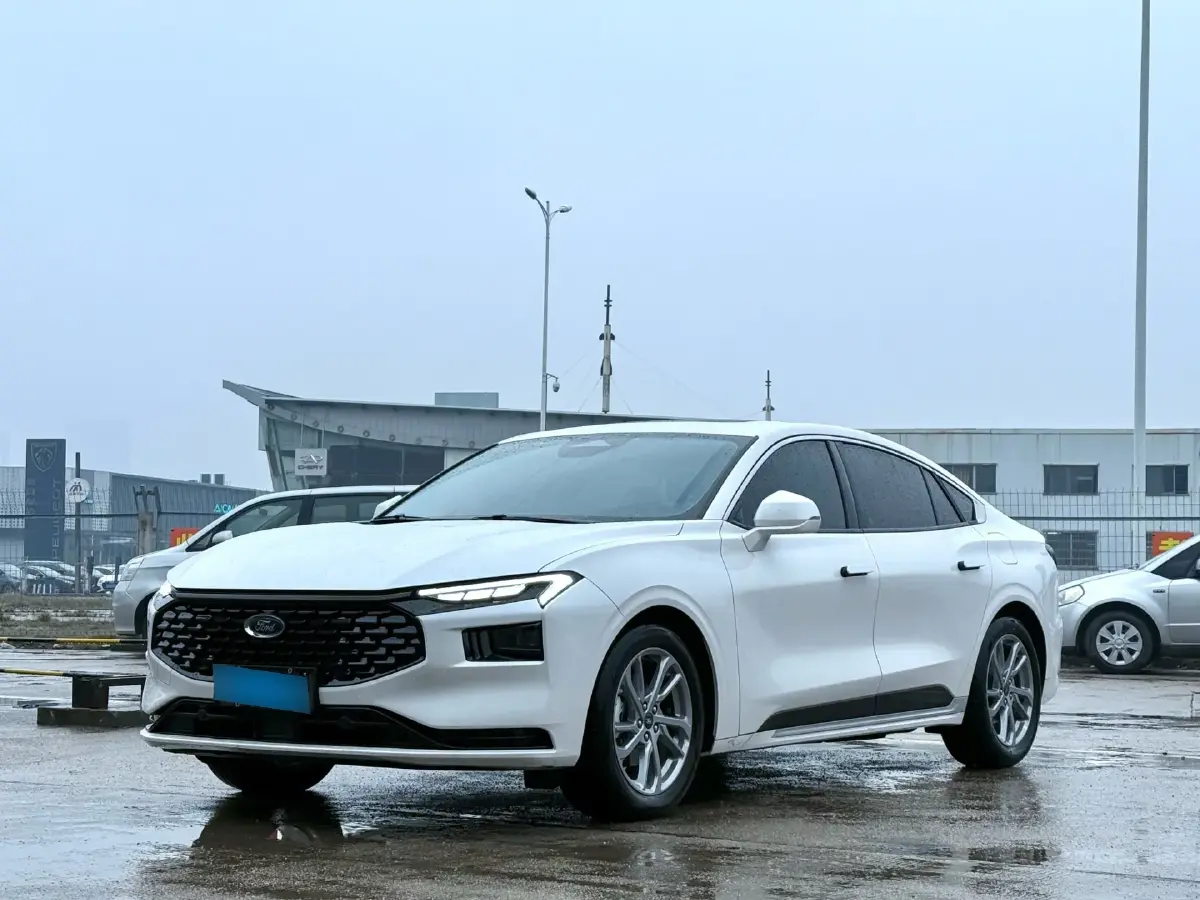 2023 Ford Mondeo 1.5T 190HP L4 8AT