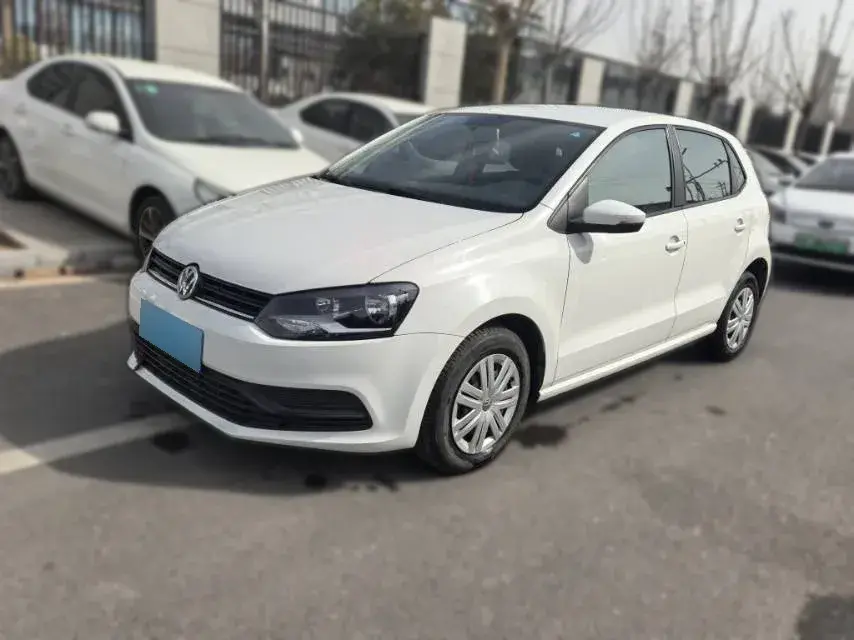 2018 Volkswagen Polo 1.5L 110HP L4 6AT