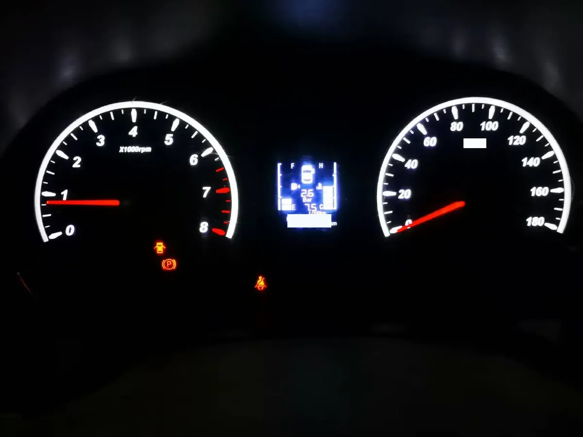 2022 DongFeng Forthing LingZhi 2.0L 133HP L4 6MT,autocango,china used car exporter,china ev exporter,chinese used car exporter,chinese used ev exporter