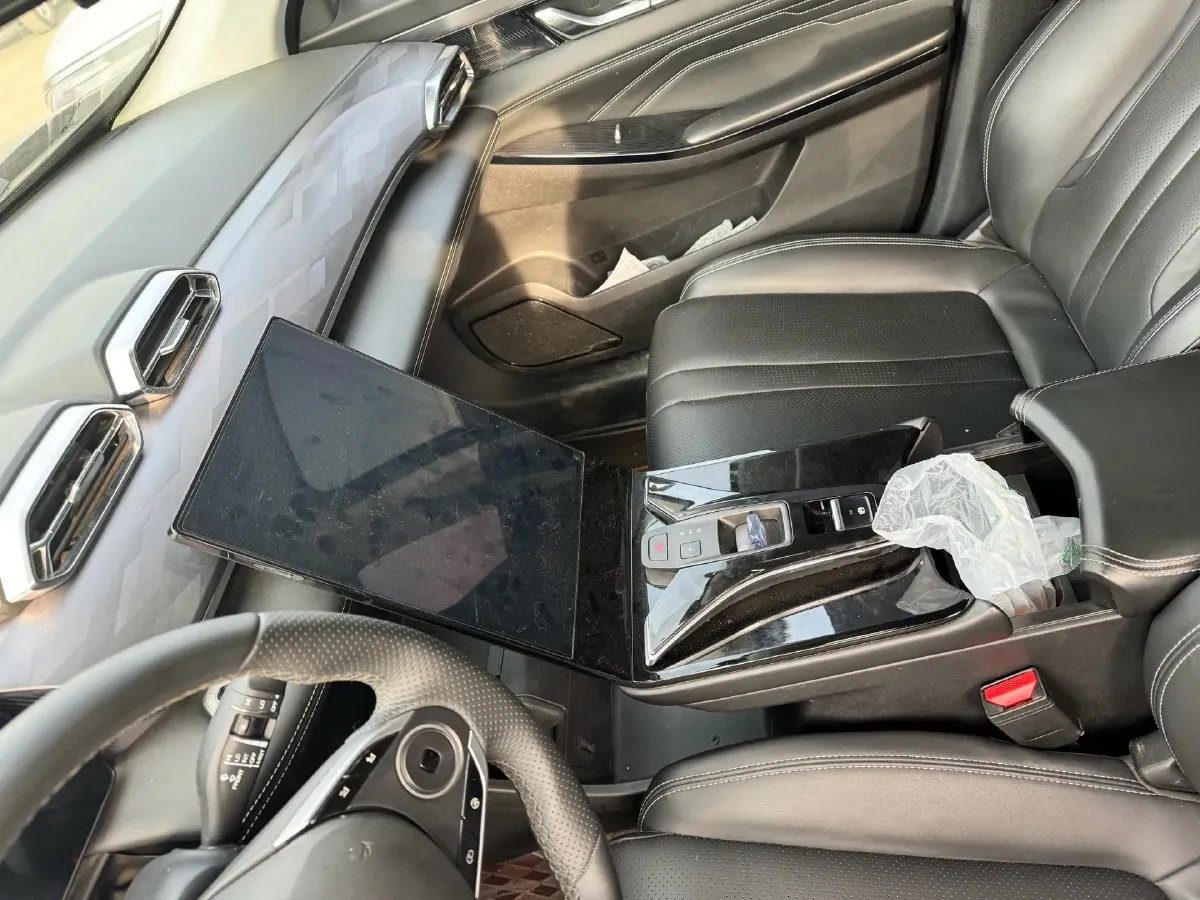 2023 DongFeng Aeolus HaoHan 1.5T 204HP L4 7DCT,autocango,china used car exporter,china ev exporter,chinese used car exporter,chinese used ev exporter