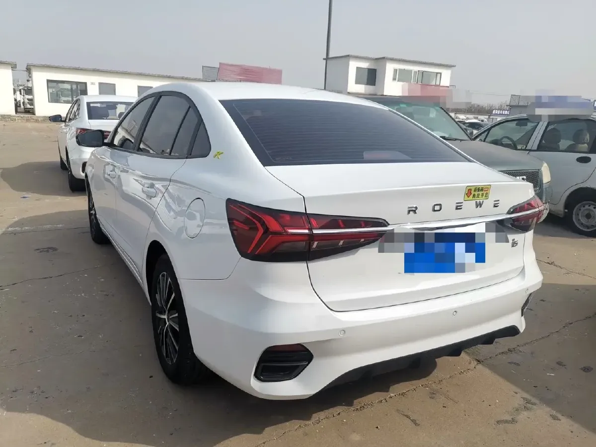 2021 Roewe i5 1.5L 120HP L4 CVT,autocango,china used car exporter,china ev exporter,chinese used car exporter,chinese used ev exporter