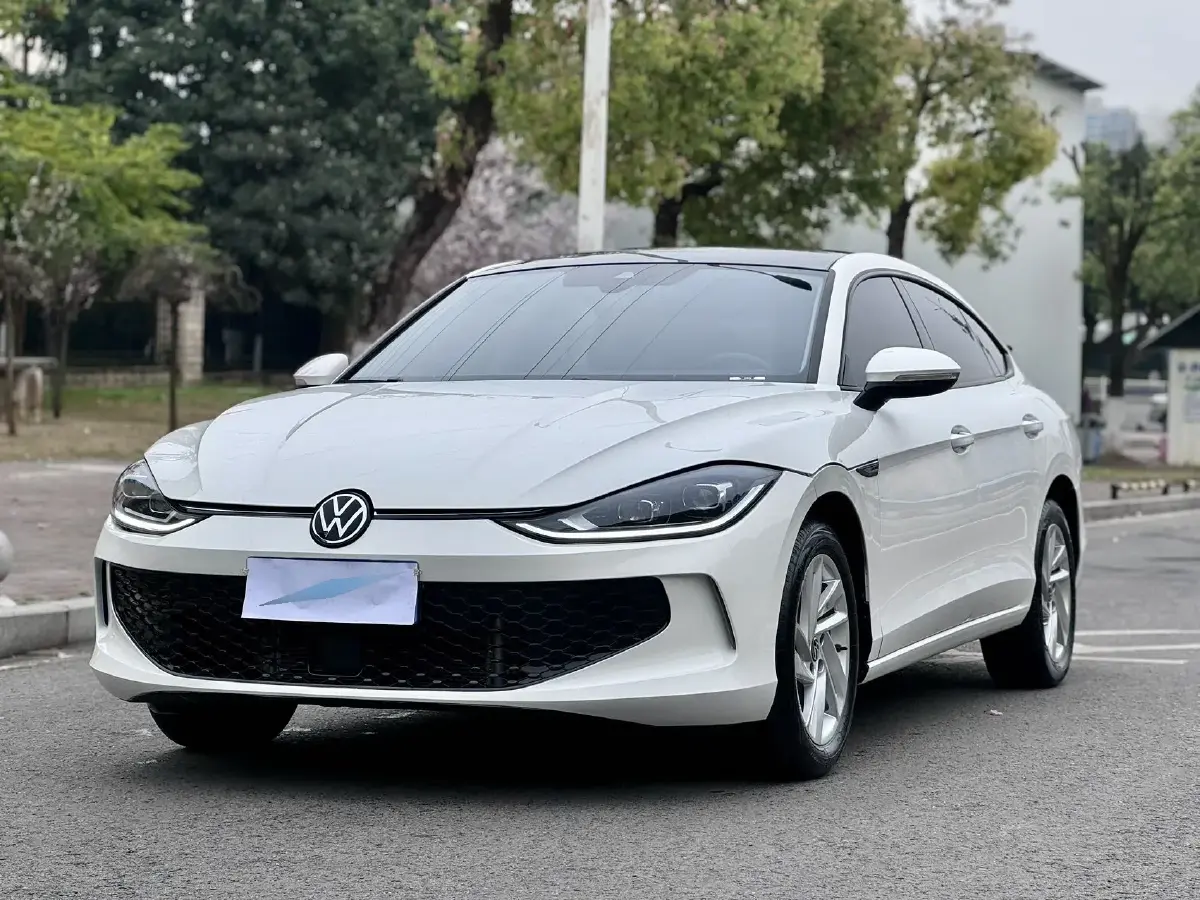 2022 Volkswagen Lamando 1.4T 150HP L4 7DCT