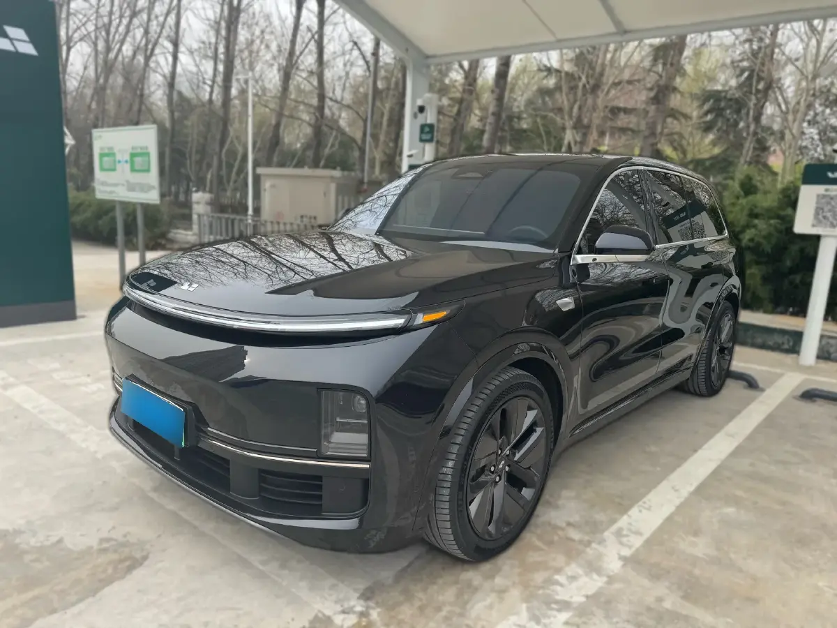 2023 Li L9 Range Extended 154HP REEV 42.6KWH