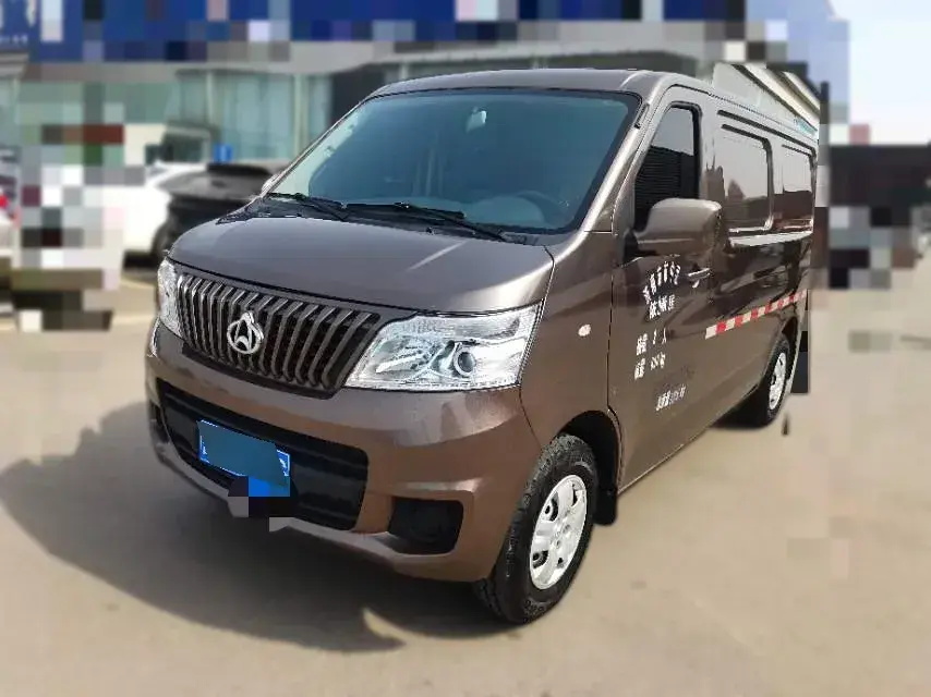 2020 ChangAn Kaicene RuiXing M60 1.5L 116HP L4 5MT