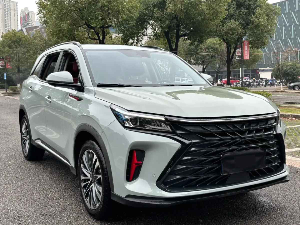 2022 DongFeng Fengon Fengon 580 1.5T 184HP L4 6AT,autocango,china used car exporter,china ev exporter,chinese used car exporter,chinese used ev exporter