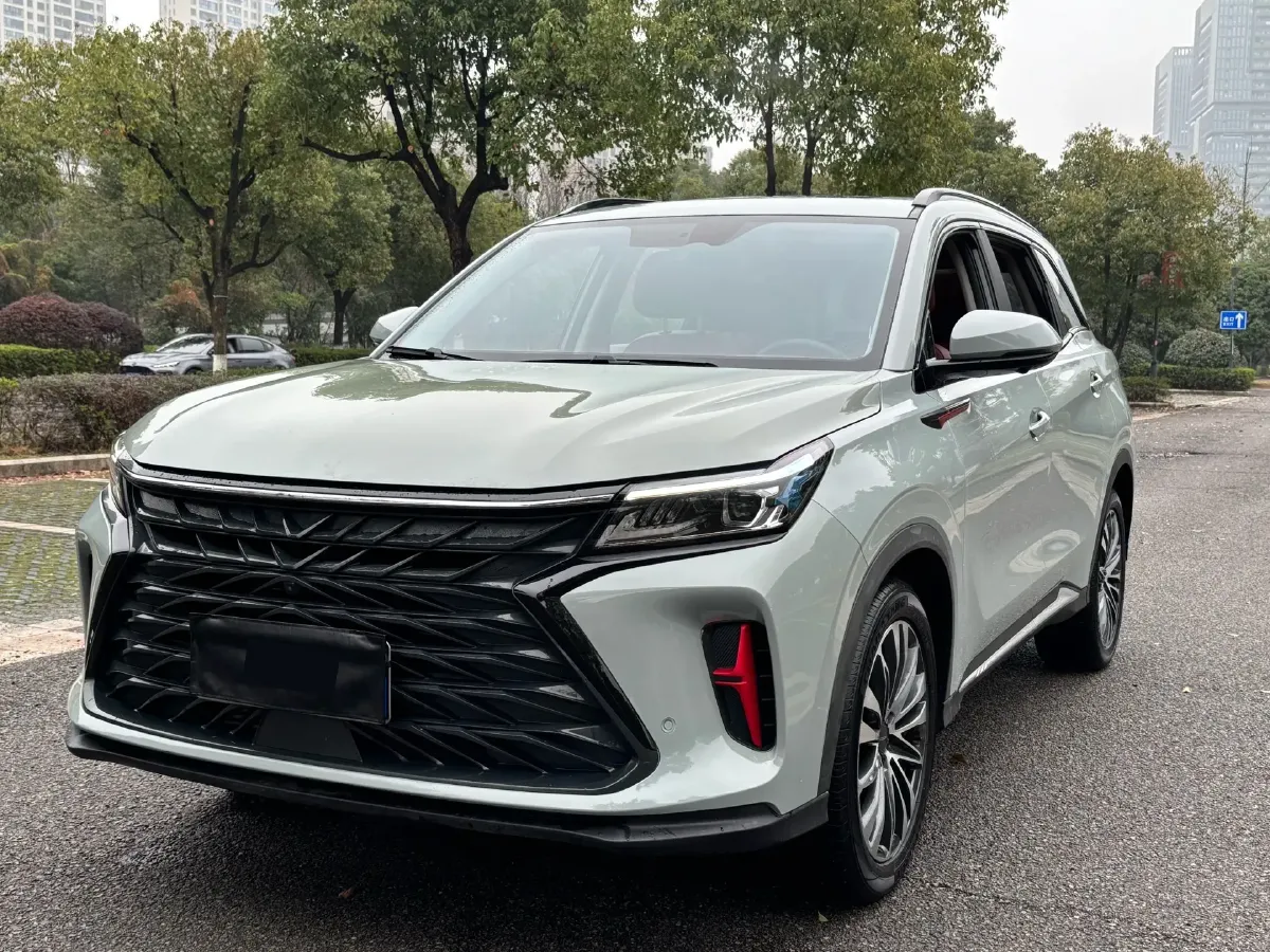 2022 DongFeng Fengon Fengon 580 1.5T 184HP L4 6AT,autocango,china used car exporter,china ev exporter,chinese used car exporter,chinese used ev exporter