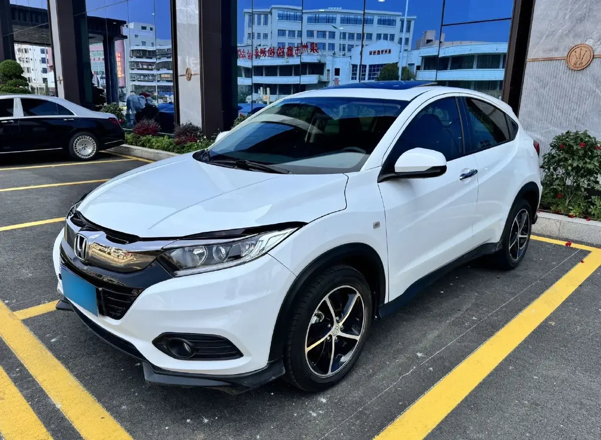 2022 Honda Vezel 1.5L 131HP L4 CVT