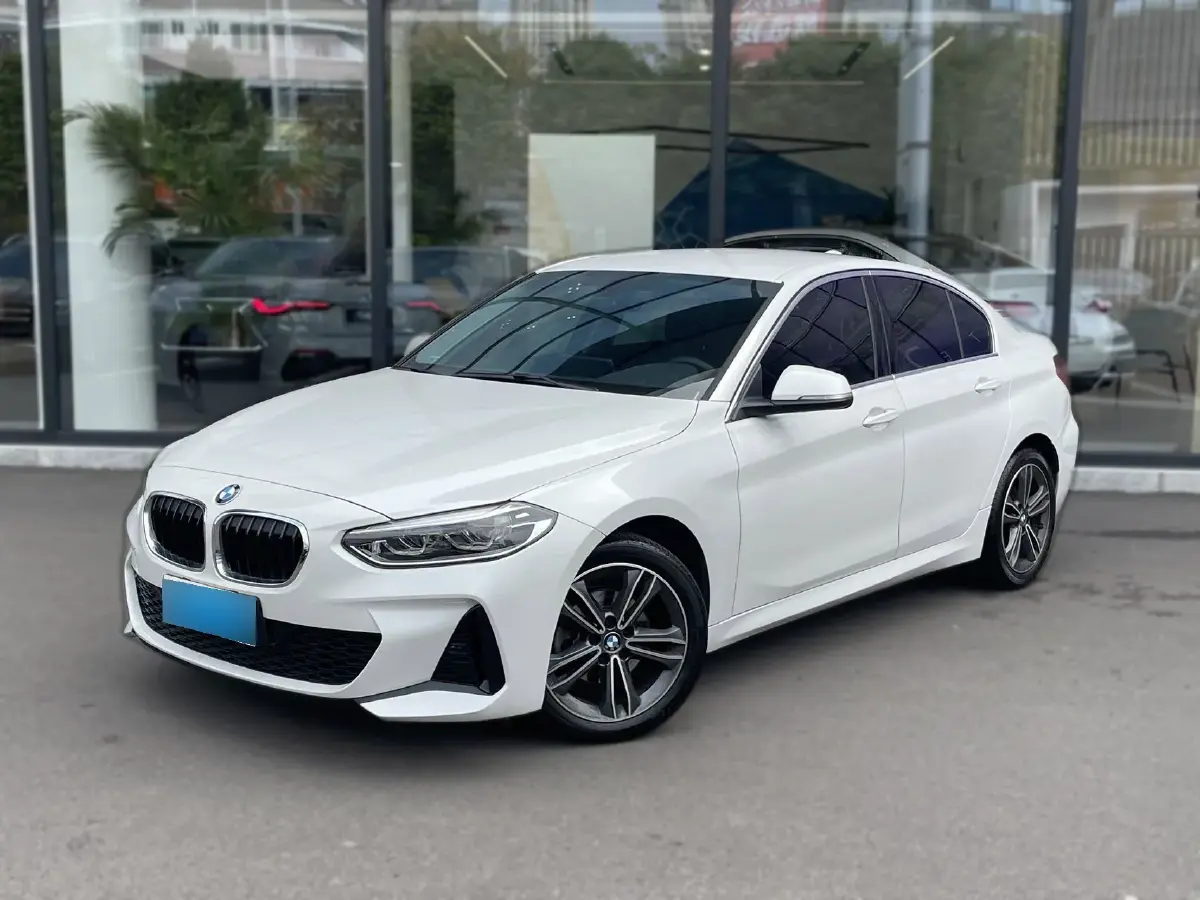 2022 BMW 1 Series 1.5T 140HP L3 7DCT