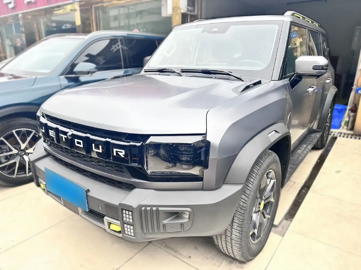 2023 Jetour Traveller 2.0T 254HP L4 7DCT