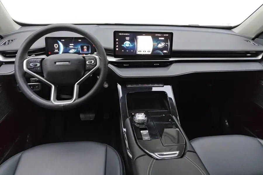 2024 Haval H6 1.5T 184HP L4 7DCT,autocango,china used car exporter,china ev exporter,chinese used car exporter,chinese used ev exporter