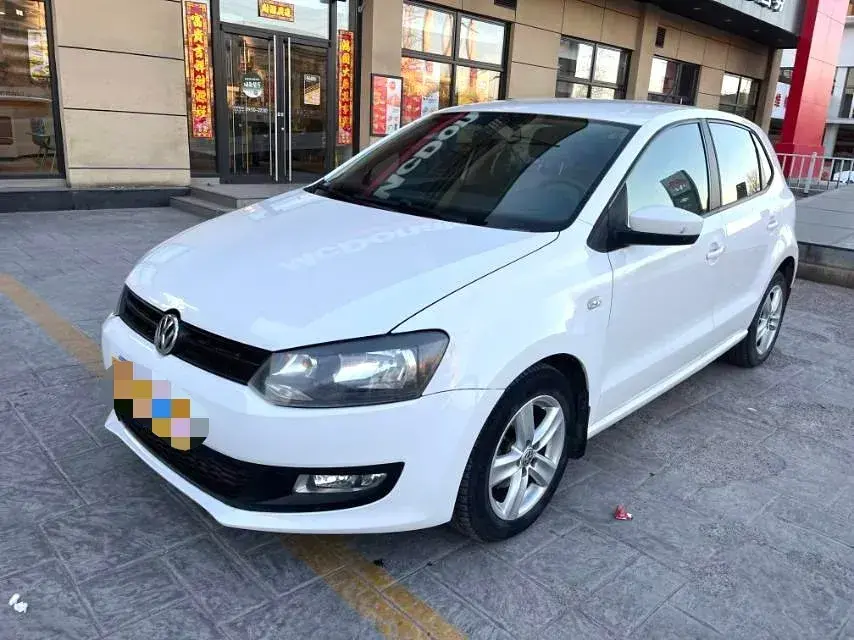 2011 Volkswagen Polo 1.4L 86HP L4 6AT