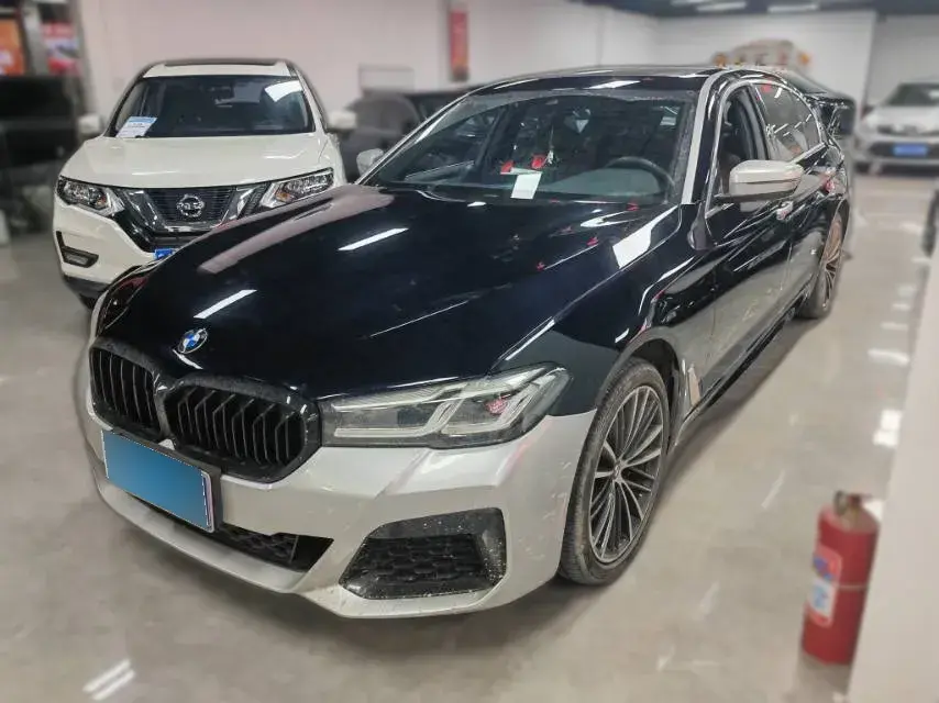 2022 BMW 5 Series 2.0T 252HP L4 8AT