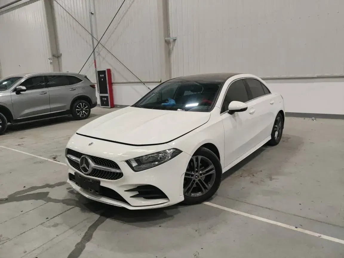 2022 Mercedes-Benz A Class 1.3T 136HP L4 7DCT