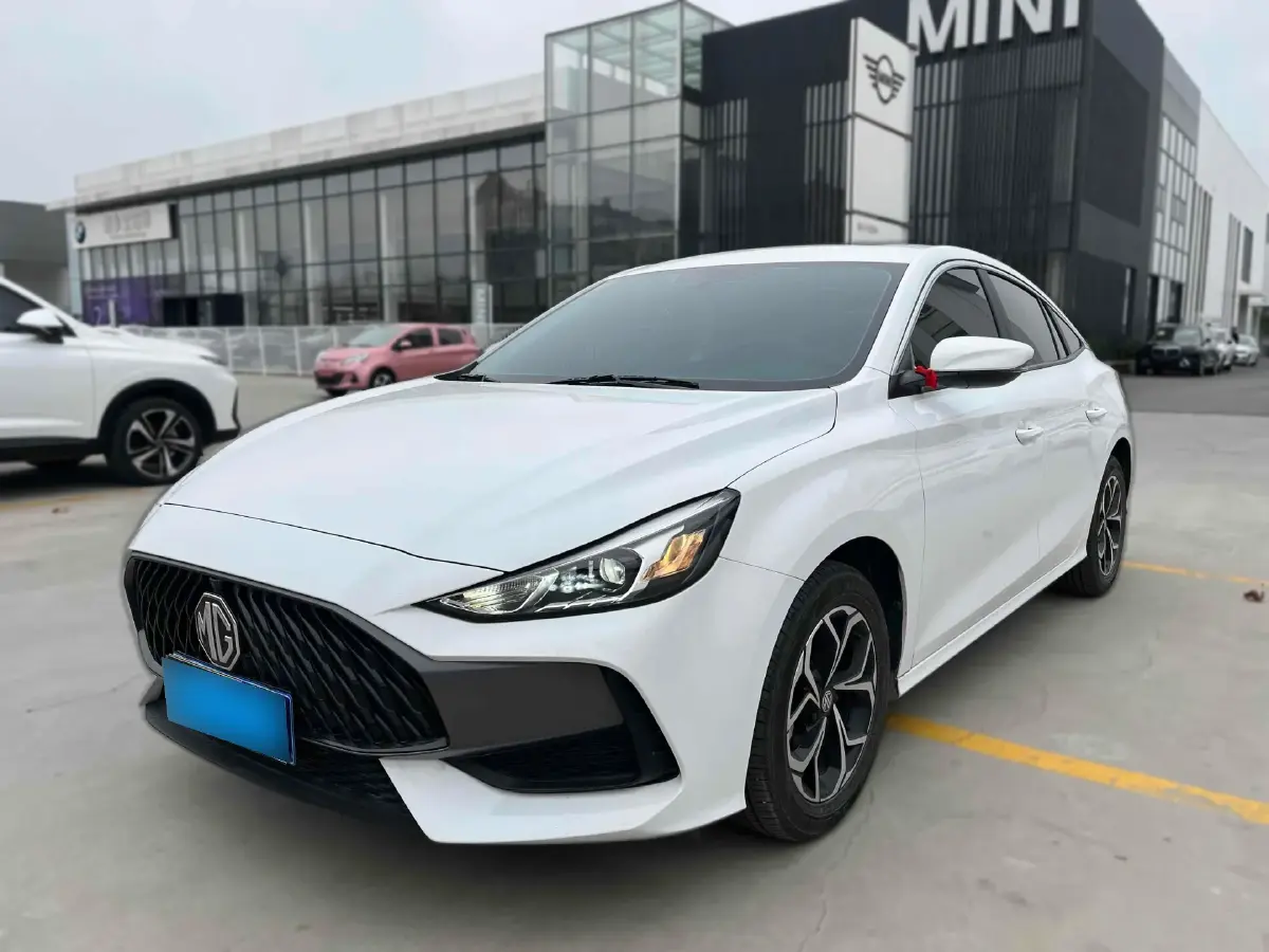 2023 MG 5 1.5L 129HP L4 CVT