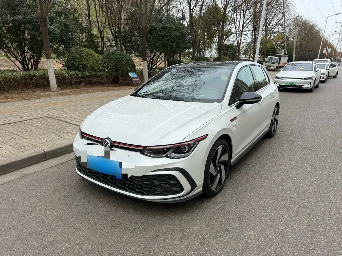 2021 Volkswagen GolfGTI 2.0T 220HP L4 7DCT