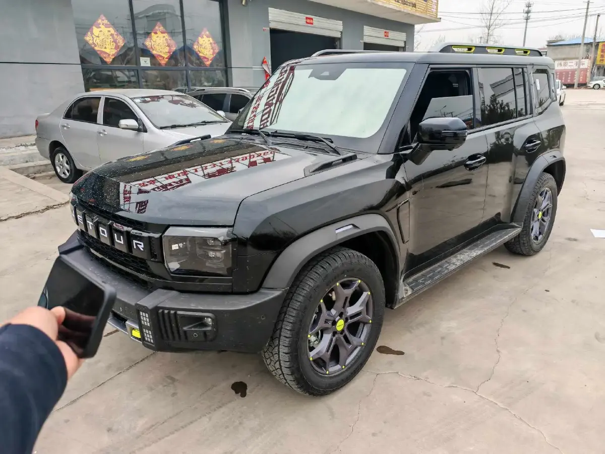 2023 Jetour Traveller 2.0T 254HP L4 7DCT