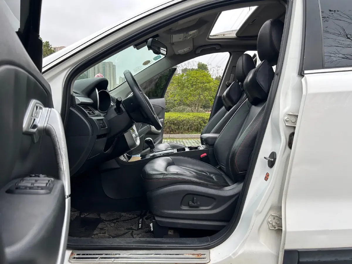 2013 Bestune X80 2.0L 147HP L4 6MT,autocango,china used car exporter,china ev exporter,chinese used car exporter,chinese used ev exporter