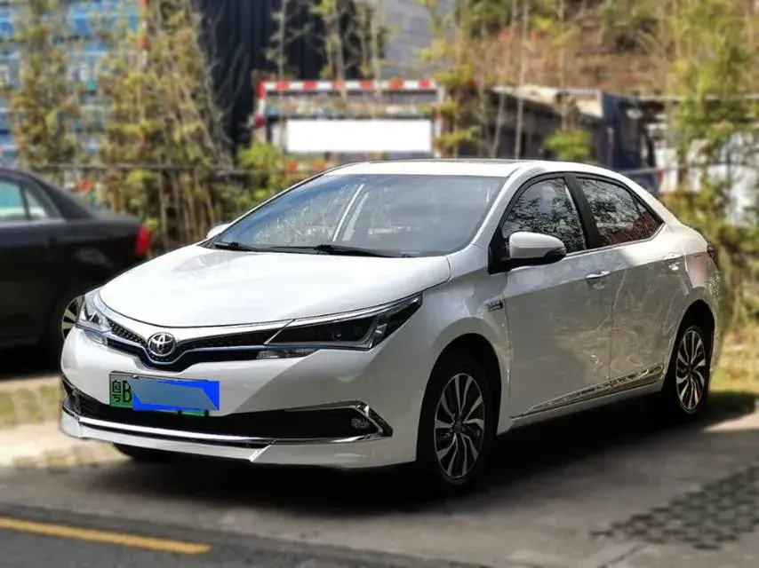 2019 Toyota Corolla Hybird E+ 1.8L 99HP L4 E-CVT PHEV 10.5KWH