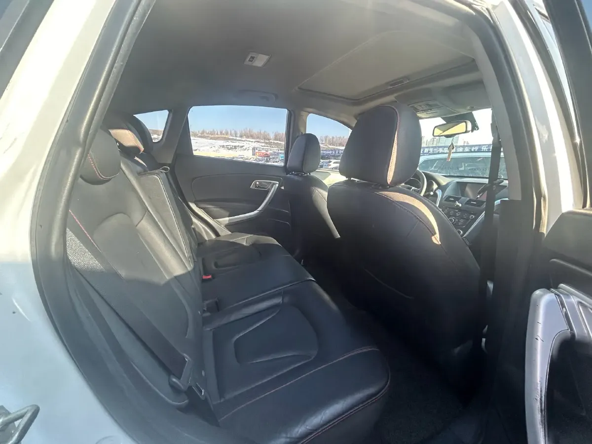 2013 Bestune X80 2.0L 147HP L4 6AT,autocango,china used car exporter,china ev exporter,chinese used car exporter,chinese used ev exporter