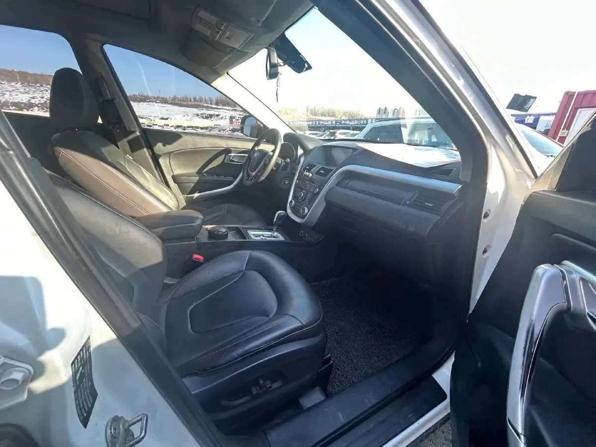 2013 Bestune X80 2.0L 147HP L4 6AT,autocango,china used car exporter,china ev exporter,chinese used car exporter,chinese used ev exporter