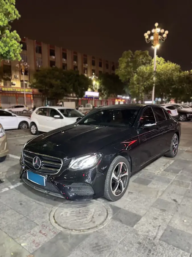 2017 Mercedes-Benz E Class 2.0T 184HP L4 9AT