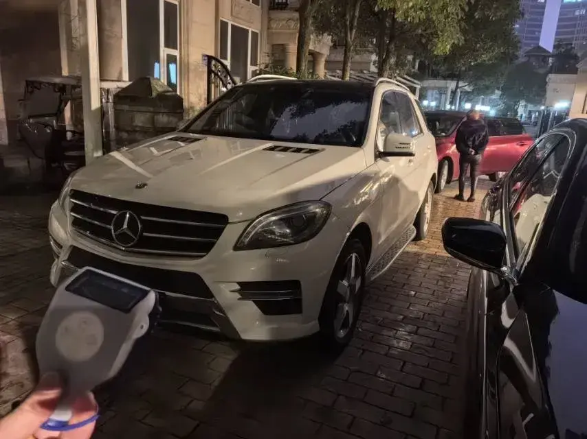 2012 Mercedes-Benz M Class 3.5L 306HP V6 7AT