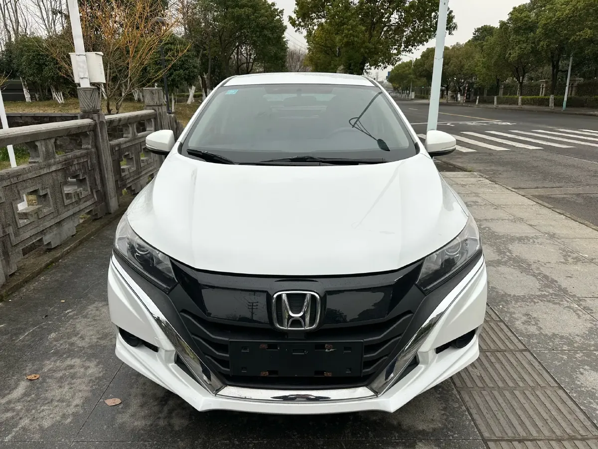 2017 Honda Gienia 1.5L 131HP L4 CVT,autocango,china used car exporter,china ev exporter,chinese used car exporter,chinese used ev exporter