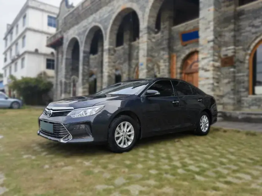 2016 Toyota Camry 2.0L 167HP L4 6AT