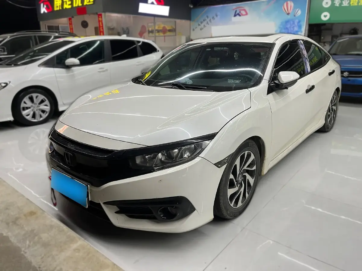 2016 Honda Civic 1.5T 177HP L4 CVT