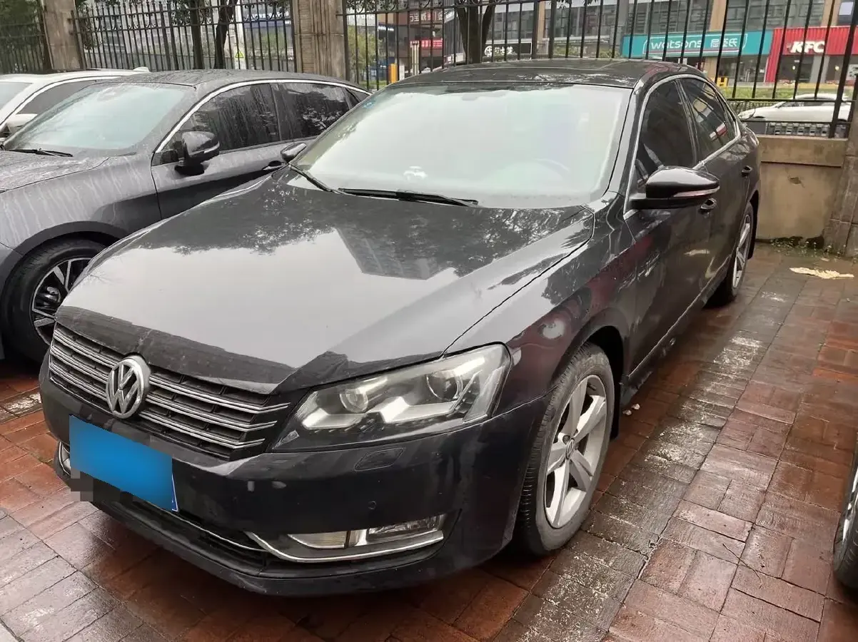 2013 Volkswagen Passat 1.8T 160HP L4 7DCT