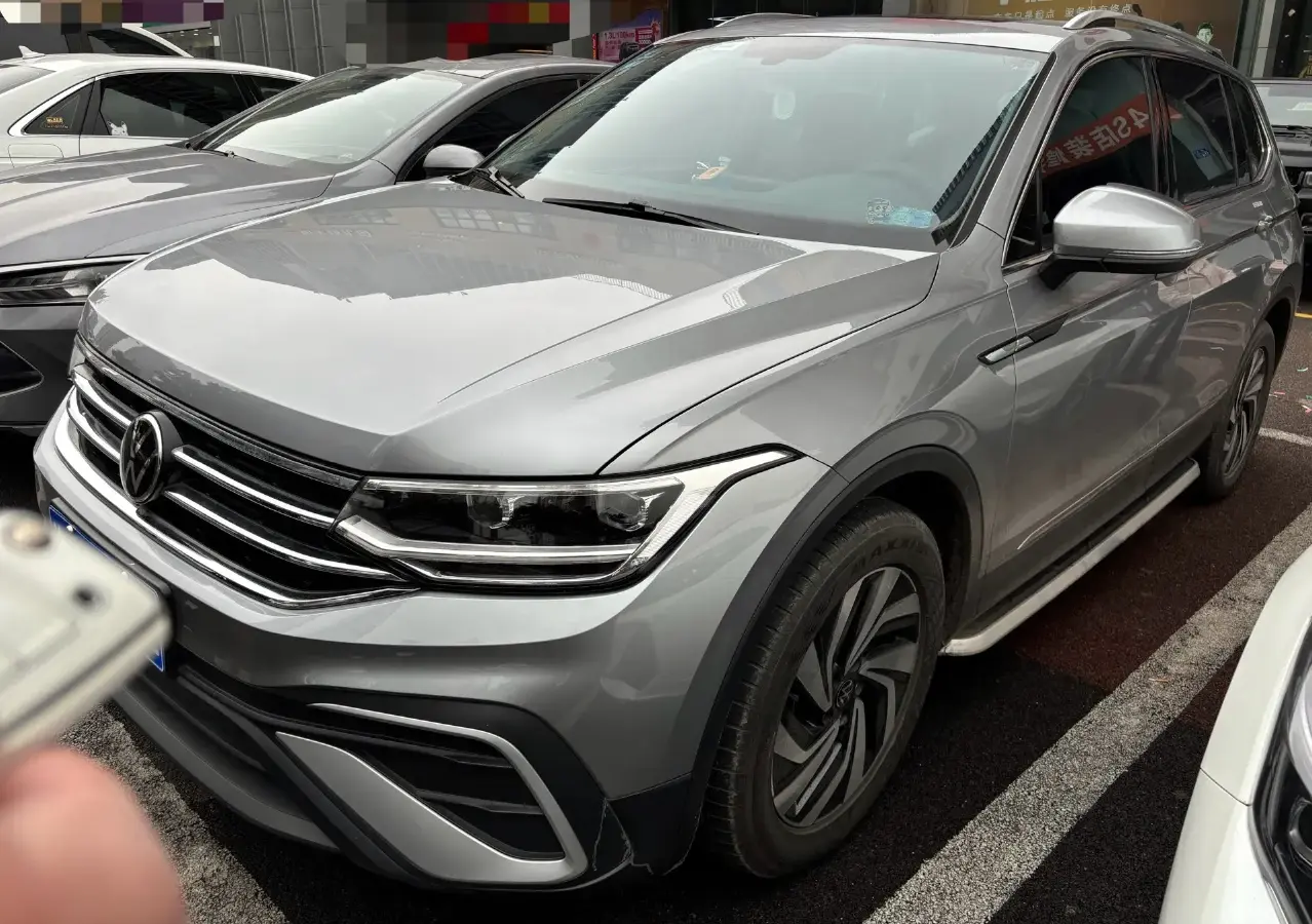 2023 Volkswagen Tiguan L 1.4T 150HP L4 7DCT