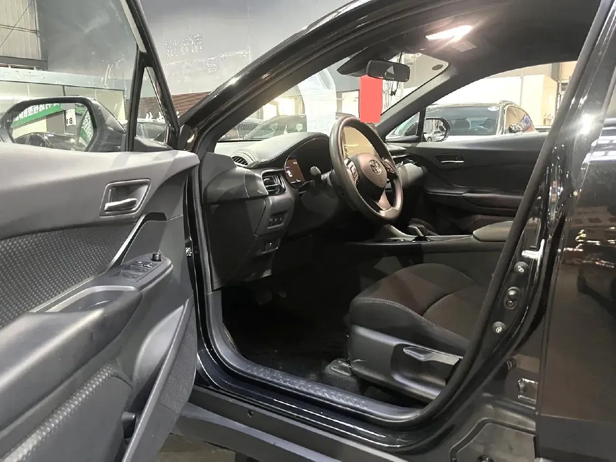 2020 Toyota Izoa E BEV 54.3KWH,autocango,china used car exporter,china ev exporter,chinese used car exporter,chinese used ev exporter