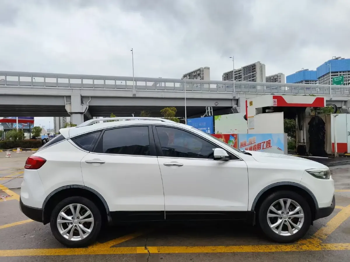 2017 Bestune X80 2.0L 147HP L4 6AT,autocango,china used car exporter,china ev exporter,chinese used car exporter,chinese used ev exporter