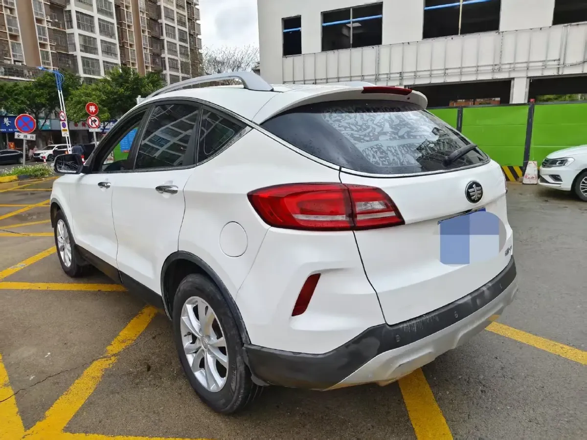 2017 Bestune X80 2.0L 147HP L4 6AT,autocango,china used car exporter,china ev exporter,chinese used car exporter,chinese used ev exporter