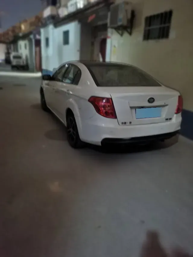 2009 Bestune B50 1.6L 103HP L4 5MT,autocango,china used car exporter,china ev exporter,chinese used car exporter,chinese used ev exporter