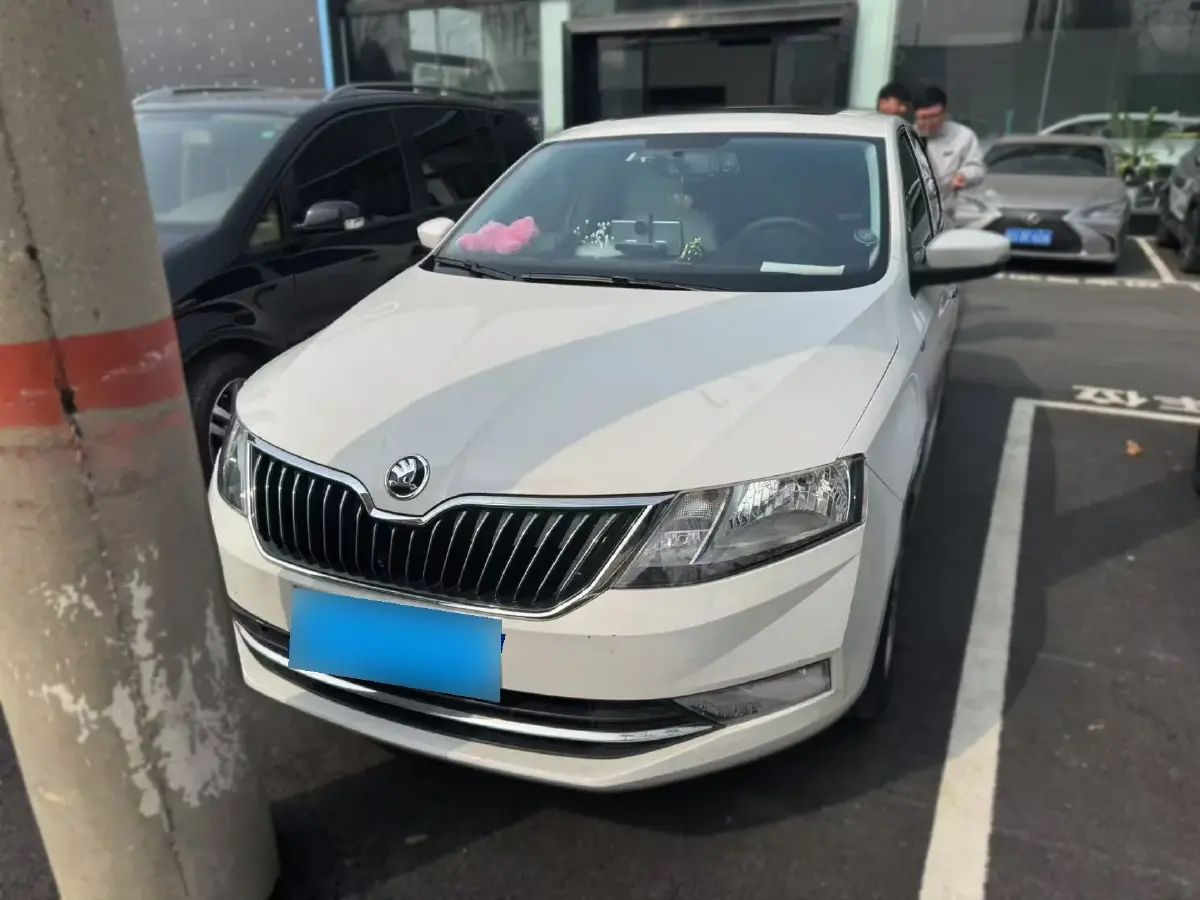 2018 Skoda Rapid 1.6L 110HP L4 6AT