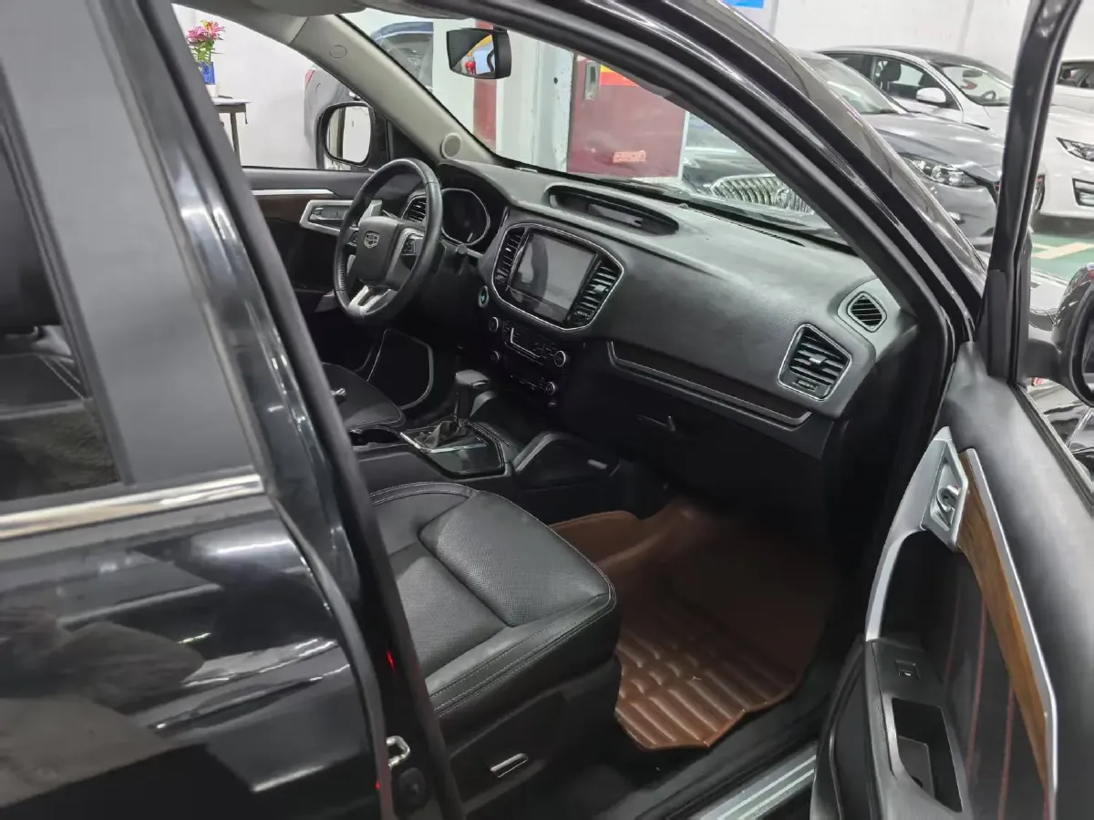 2015 Geely GX7 2.0L 141HP L4 6AT,autocango,china used car exporter,china ev exporter,chinese used car exporter,chinese used ev exporter