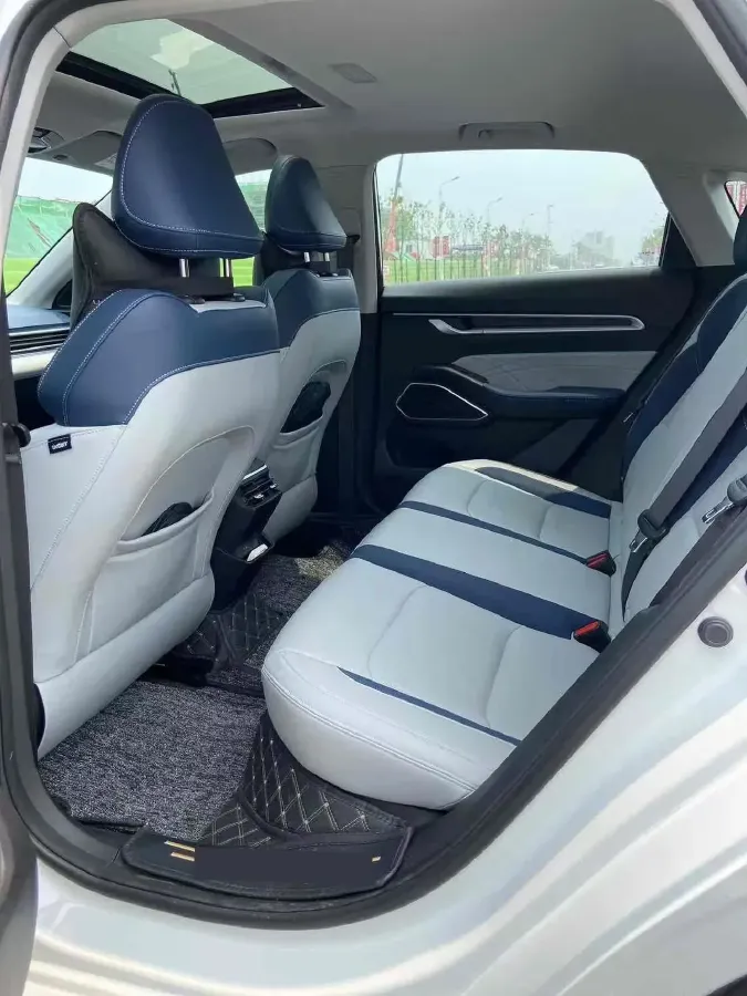 2013 Geely Emgrand Classic 1.8L 139HP L4 CVT,autocango,china used car exporter,china ev exporter,chinese used car exporter,chinese used ev exporter